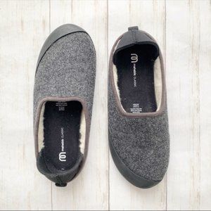 Mahabis Wool Fleece Gray Slipper Shoe size 7